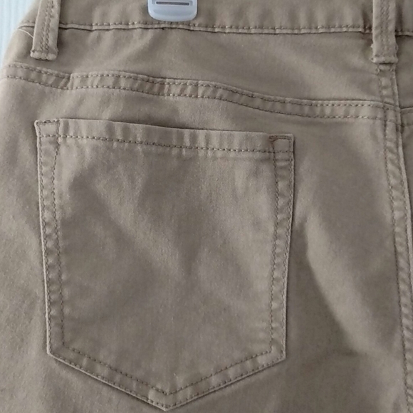 NO BO Boot Cut Shorts - Picture 3 of 8